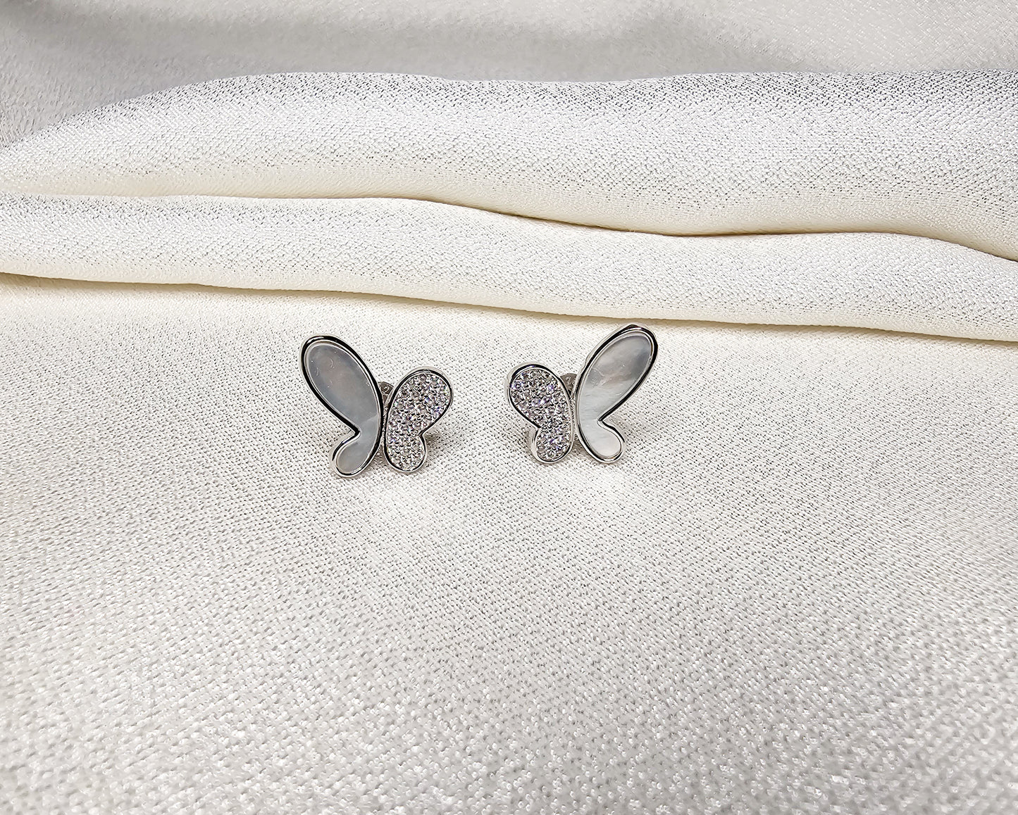 BUTTERFLY ALBO EARRINGS