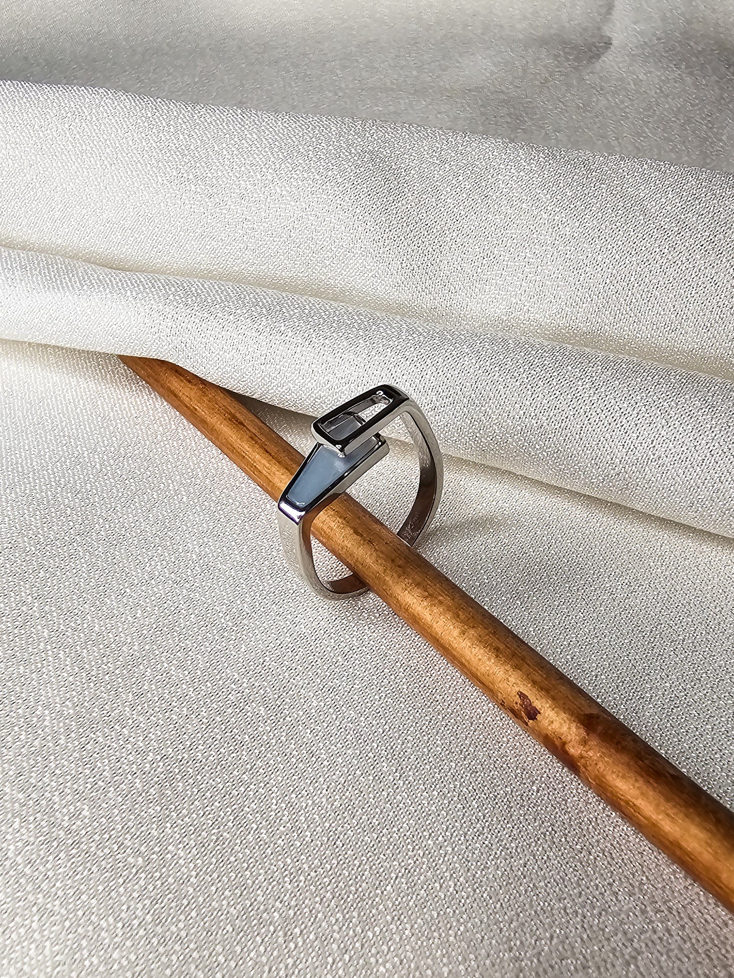 MOP SILVER RING