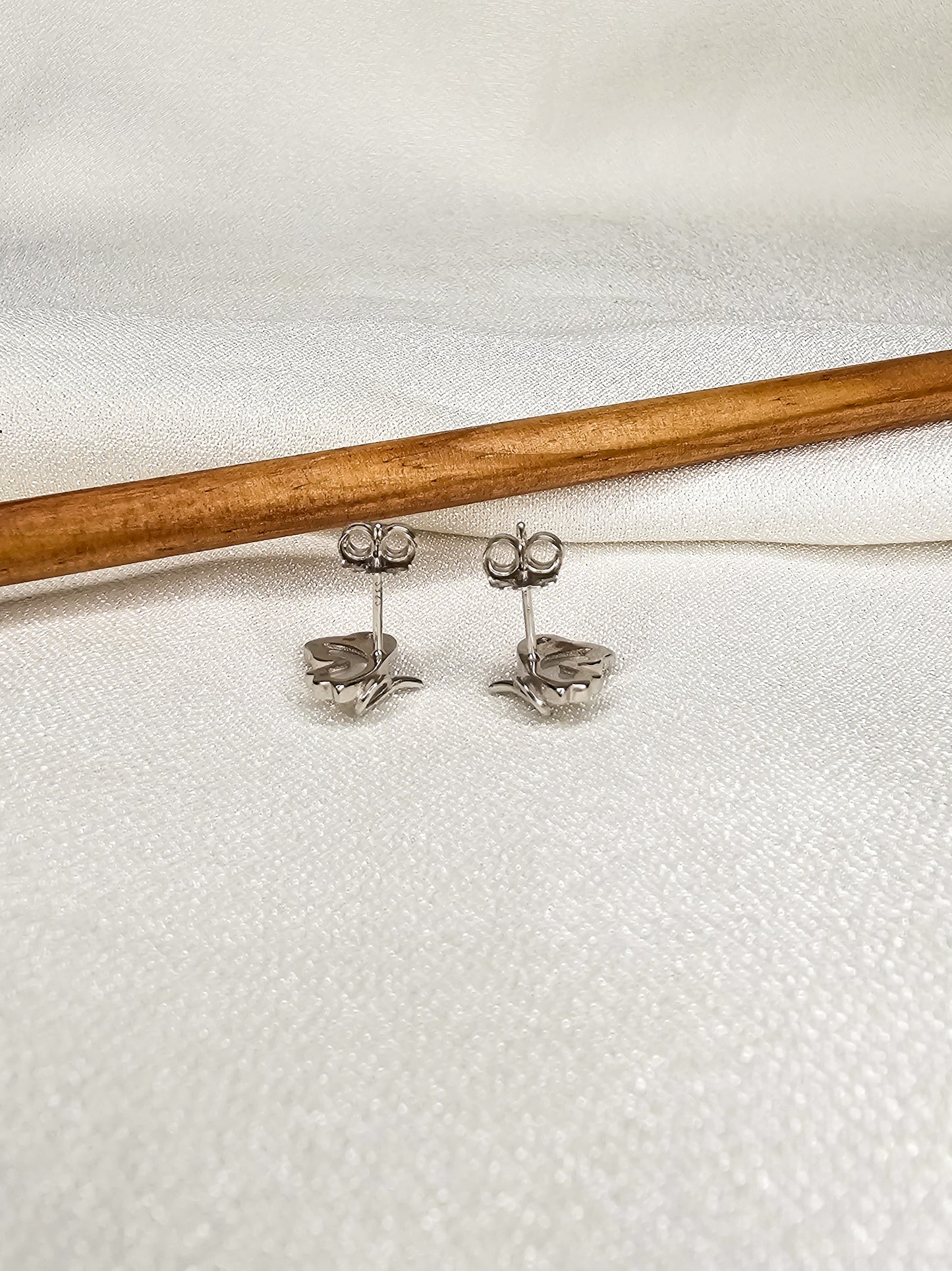 BUTTERFLY EARRINGS
