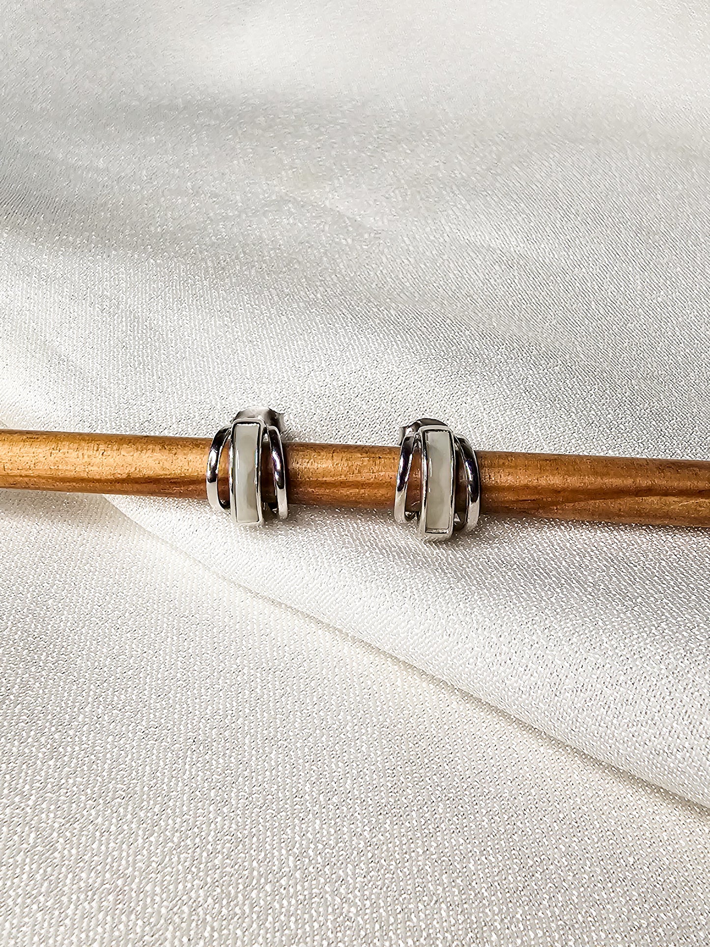 SEMICIRCLE EARRINGS