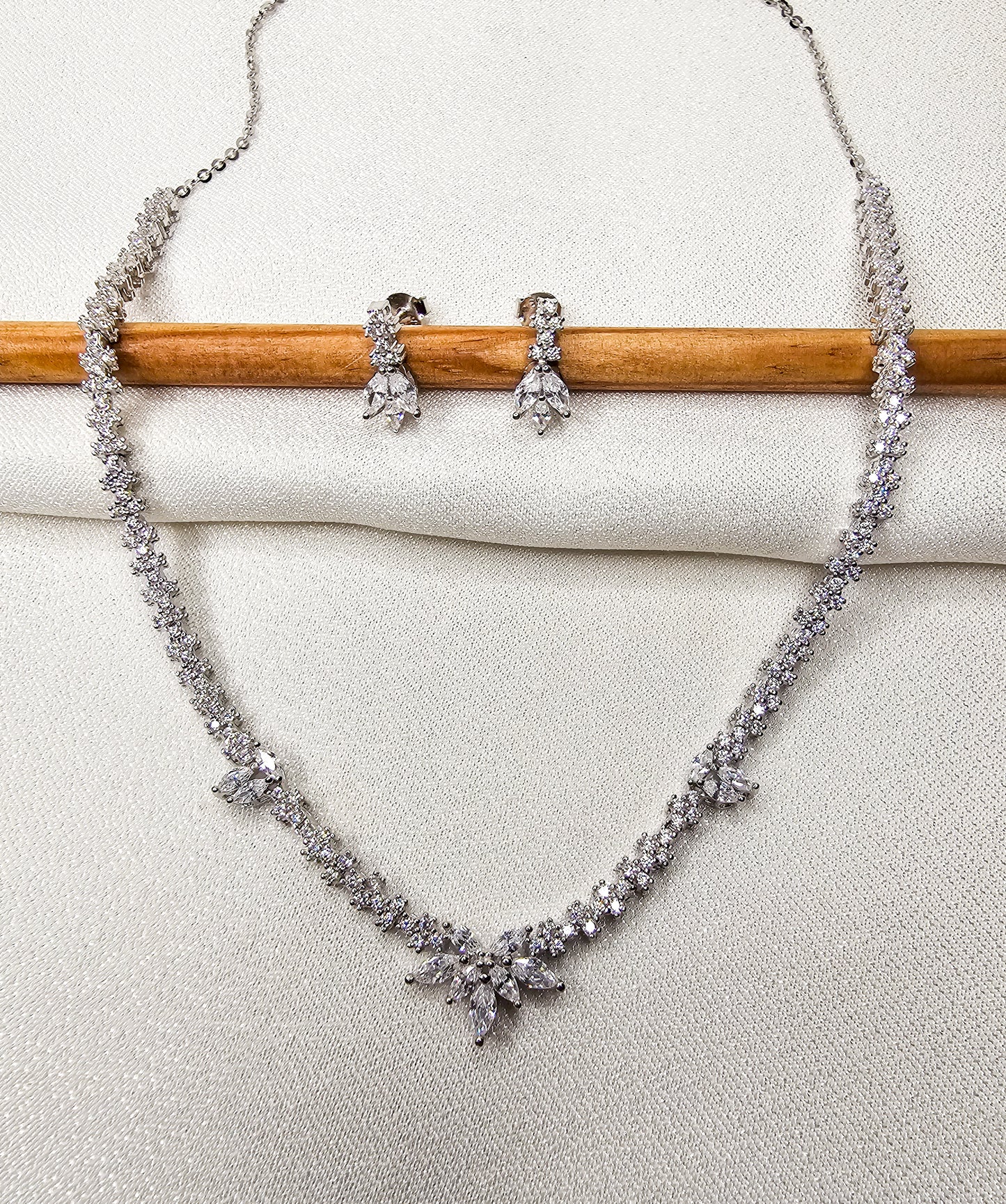 CZ STONE NECKLACE