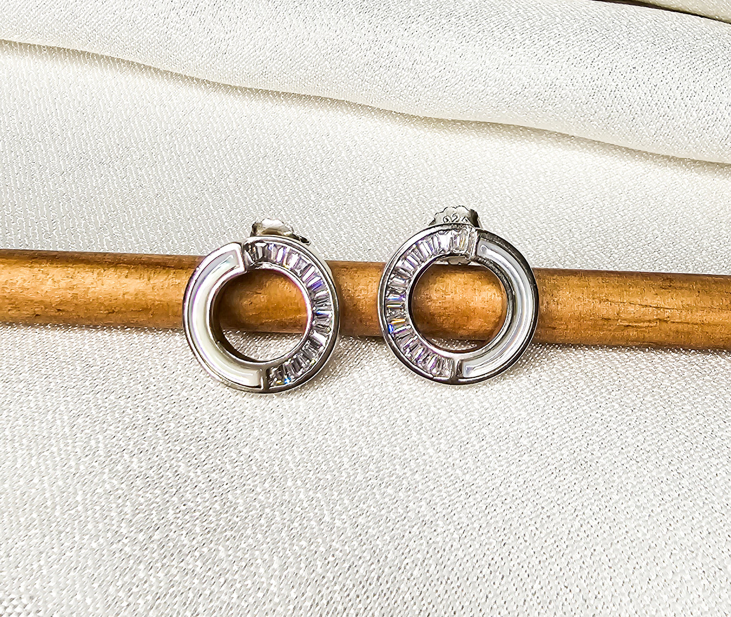 LOOP EARRINGS