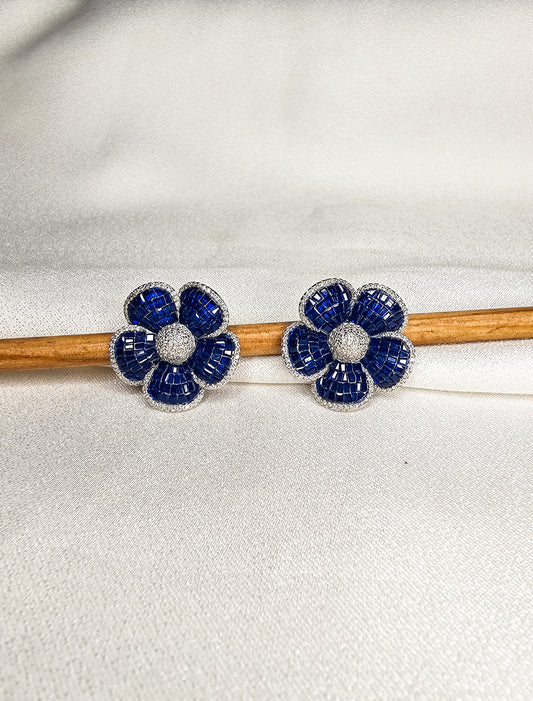 FLOWER STUD EARRINGS