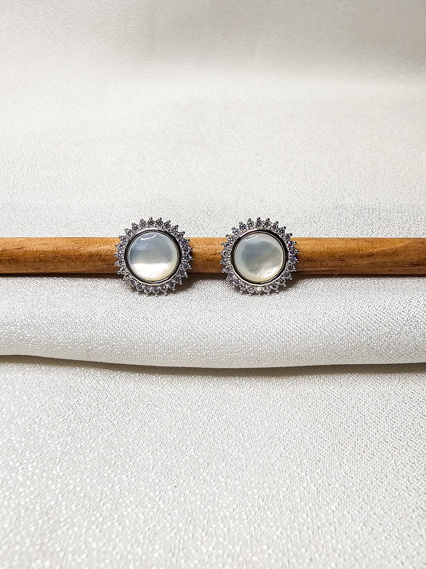 MOP EARRINGS
