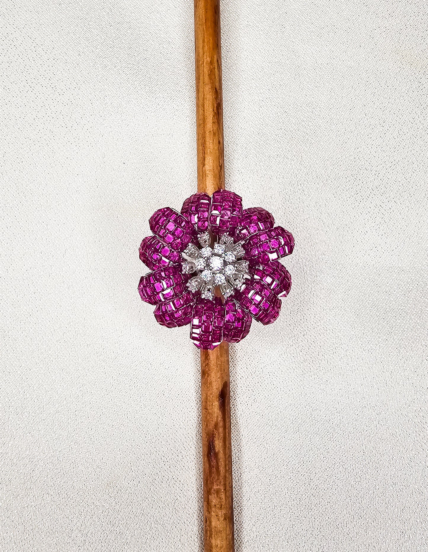 FLORAL COCKTAIL RING