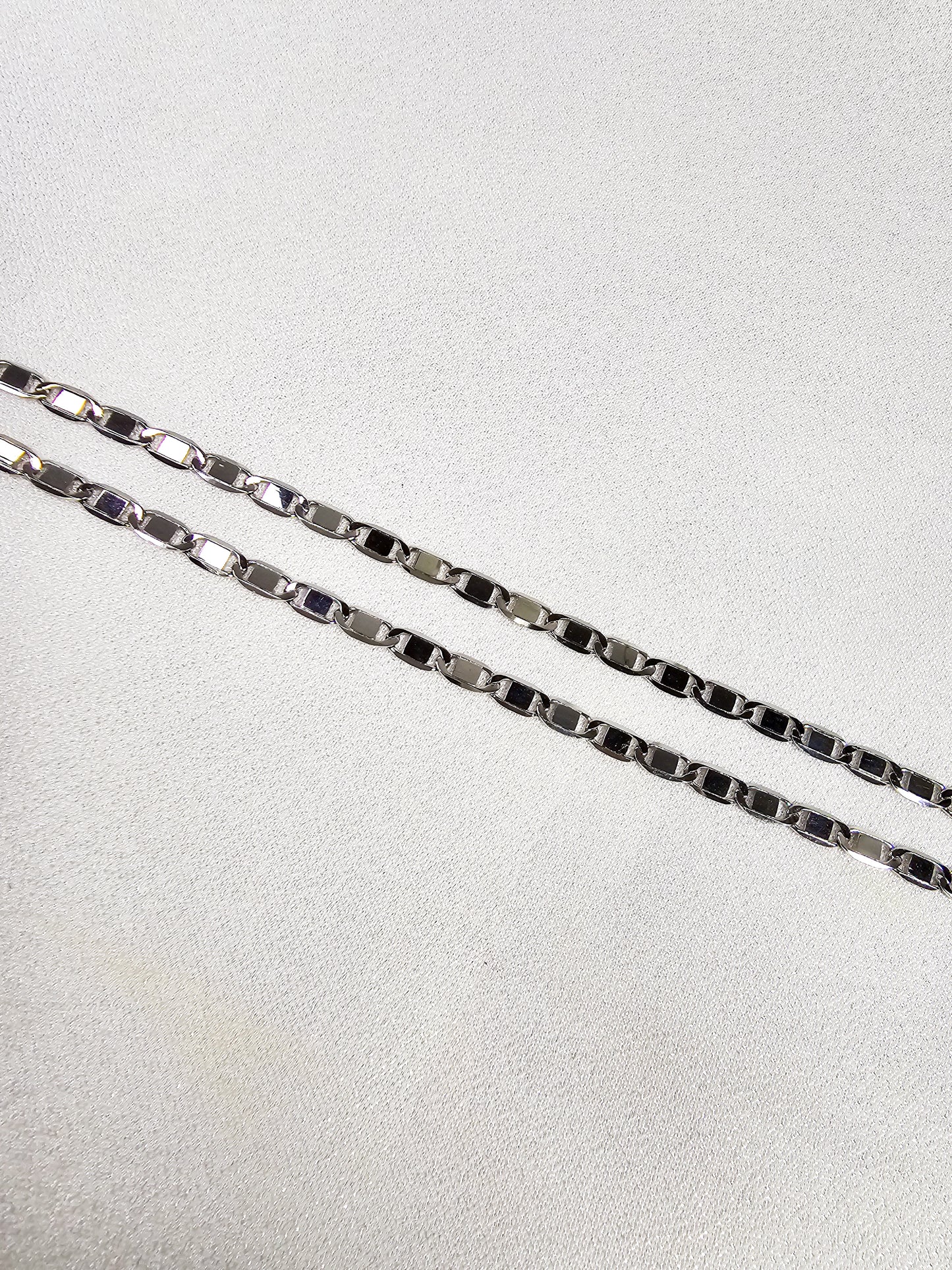 SILVER CHAIN